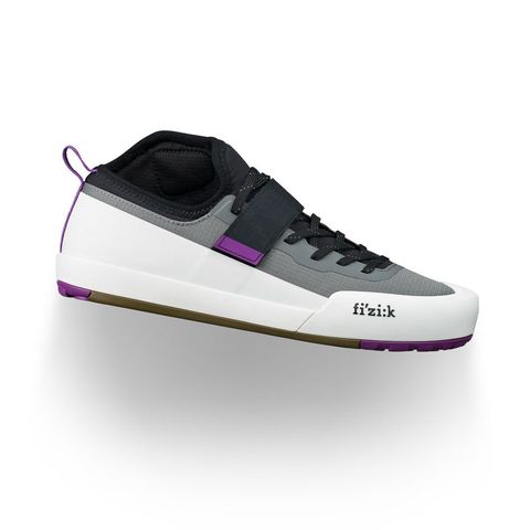 Fizik Gravita Tensor Flat