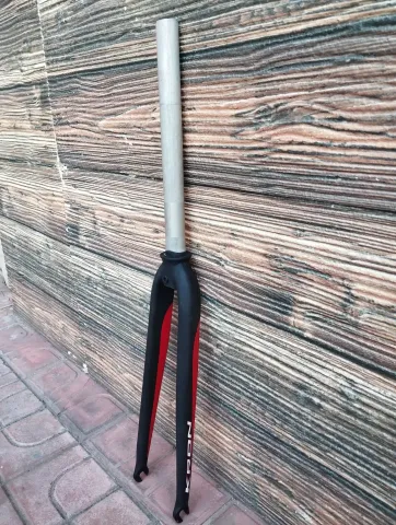 Kron KRON 28 ALUMINYUM YOL BİSİKLETİ MAŞASI 30CM ÜST BORU 725GR SİYAH-KIRMIZI