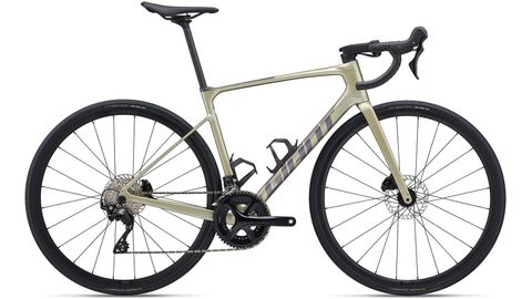 Giant Giant Defy Advanced 2 Bay Leaf / 45 CM