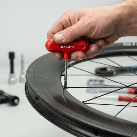 DT Swiss DTSwiss DT Swiss Nippelspanner 4-kant rot - Speichenschlüssel für innenliegende Nippel